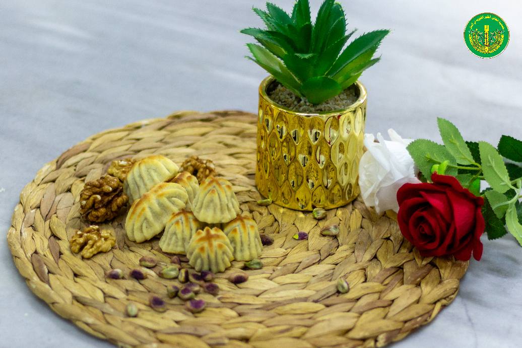 بدء استلام طلبات الطبخ الخارجية.💚✨